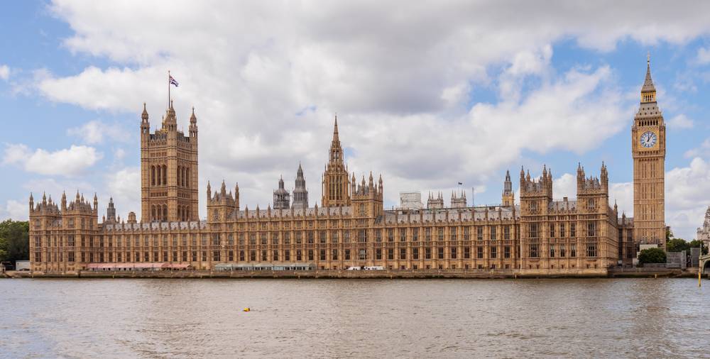 Big Ben e Casas do Parlamento