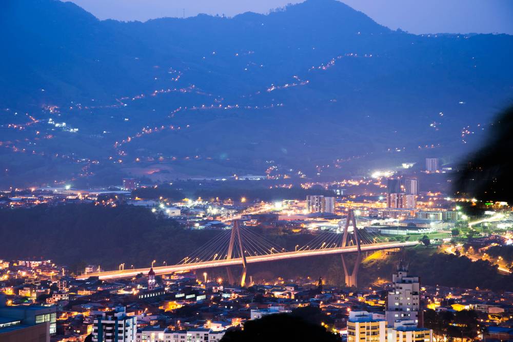 Viaduto César Gaviria Trujillo